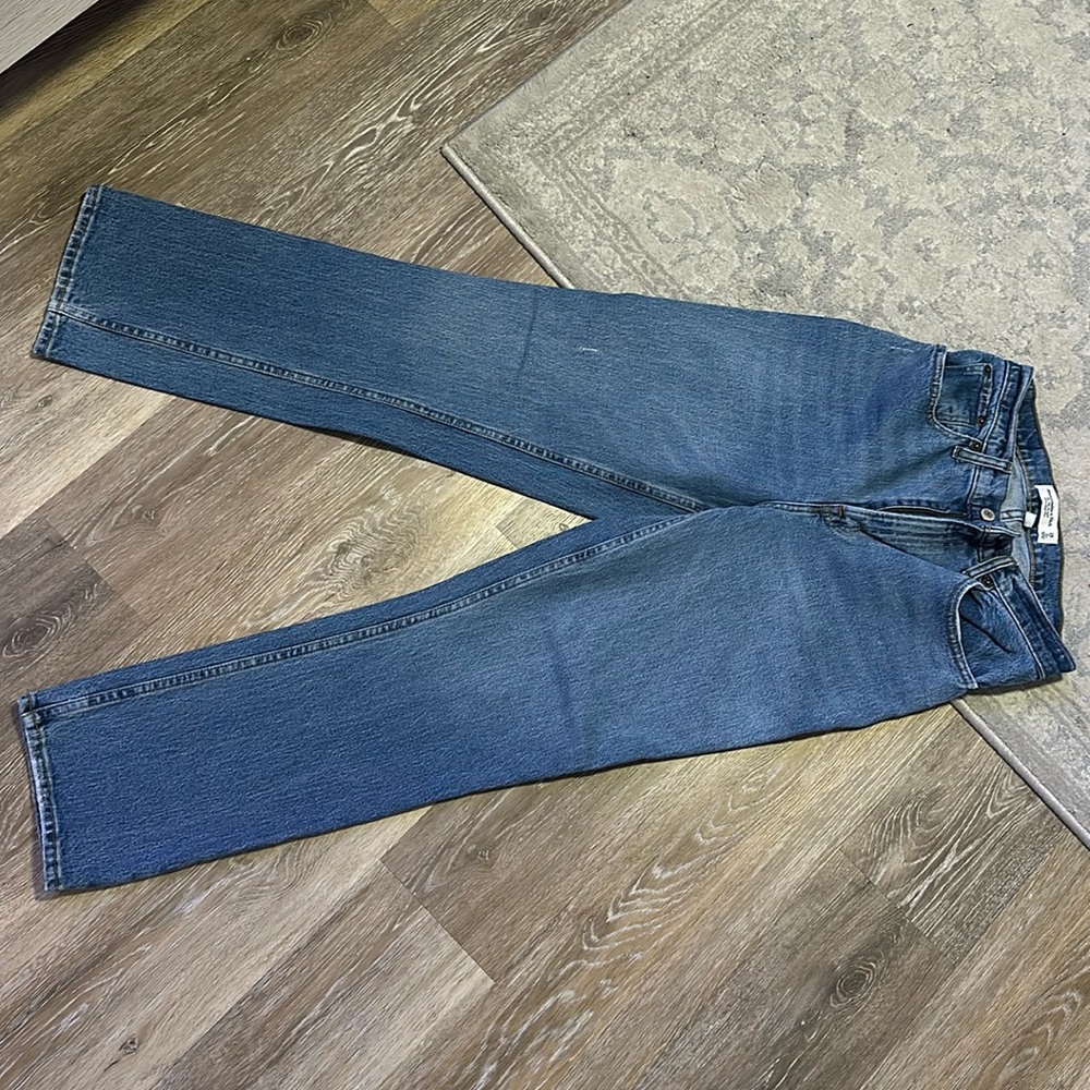 Abercrombie curved love the 90s straight ultra high-rise jeans size 2 short/ 26s